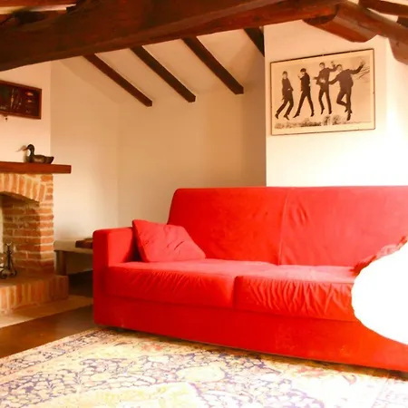 Villa La Querce Sleeps 7 Pool Wifi Foiano Della Chiana